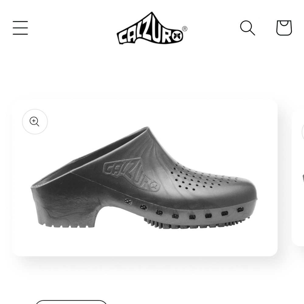 Calzuro Classic with Holes